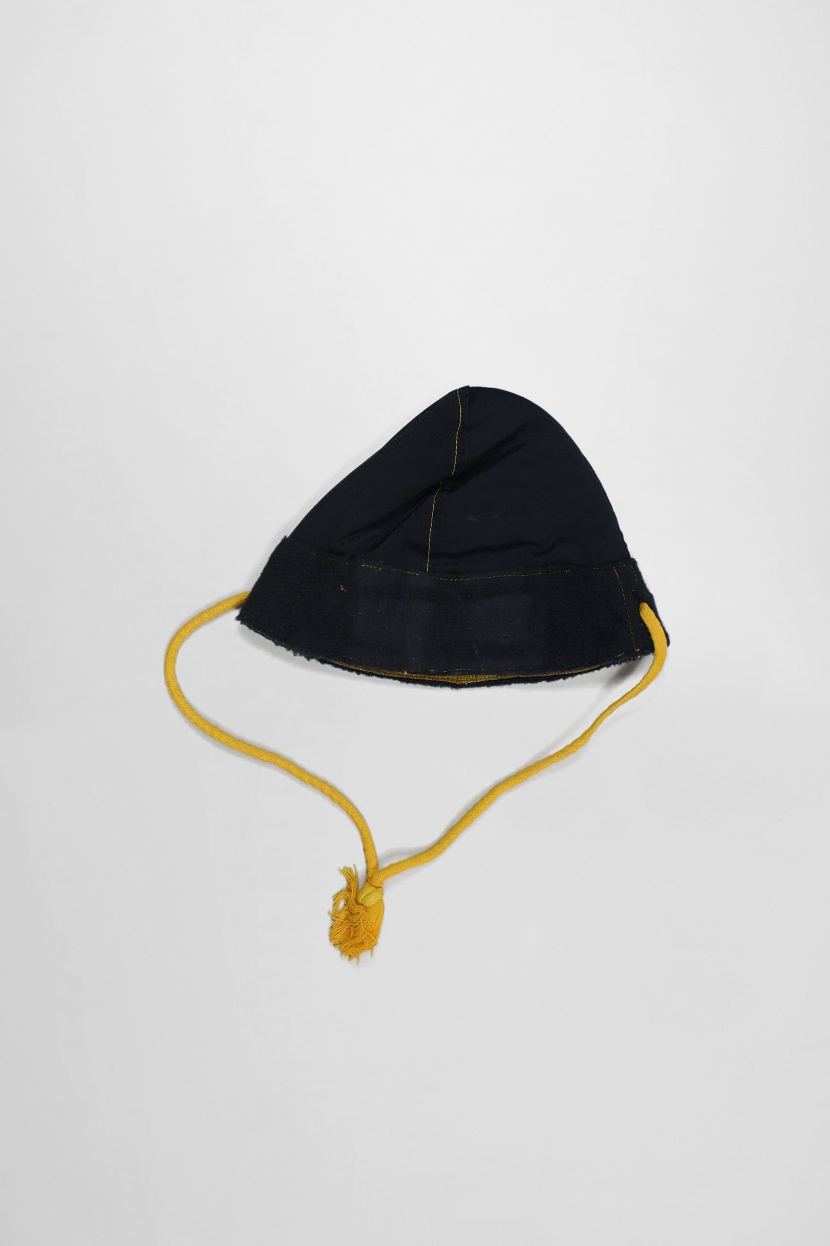 Working Seer Hat On A String 11222